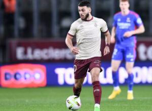 Metz vs Lyon (03:00 – 24/02) | Xem lại trận đấu
