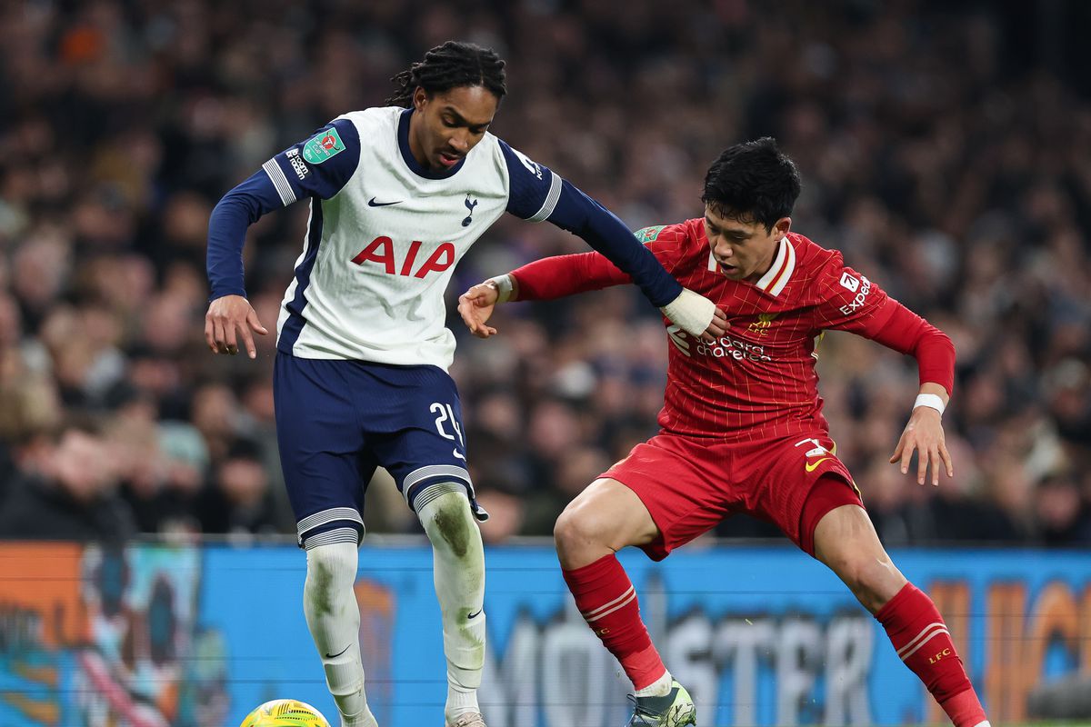 Nhận định soi kèo Liverpool vs Tottenham Hotspur lúc 03h00 ngày 7/2/2025