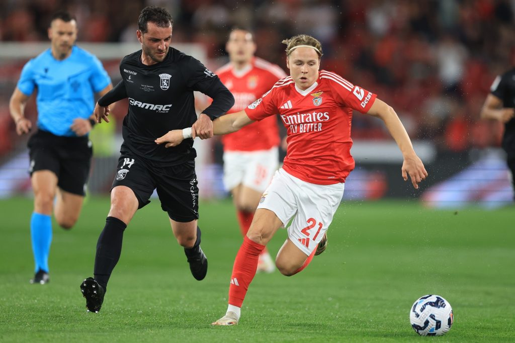 Nhận định soi kèo Benfica vs Tirsense lúc 02h15 ngày 24/4/2025 nhan-dinh-soi-keo-benfica-vs-tirsense-luc-02h15-ngay-24-4-2025-1