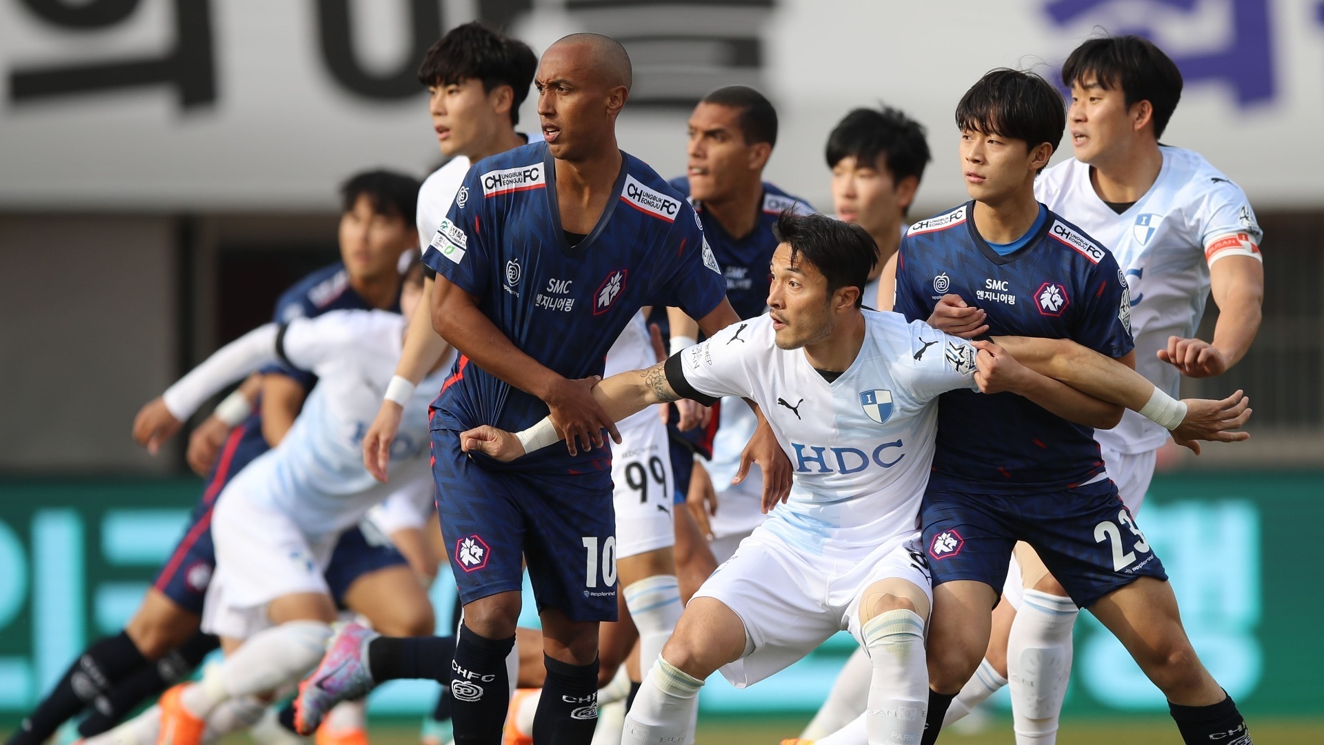 Nhận định soi kèo Cheonan vs Busan lúc 12h00 ngày 8/10/2025