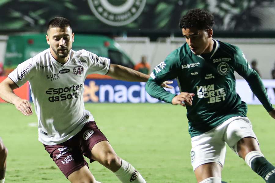 Nhận định soi kèo Ferroviaria vs Chapecoense lúc 5h00 ngày 10/10/2025