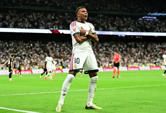 Top 10 cầu thủ đắt giá nhất thế giới: Mbappe đứng thứ mấy?